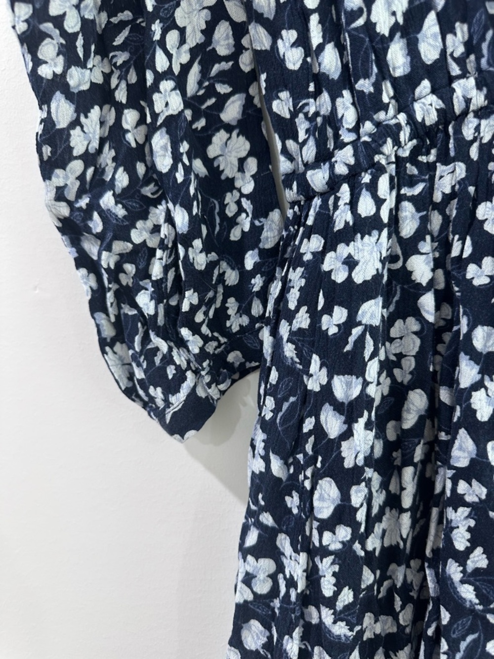 Rails Kingsley flower bomb ruffle dress blue white small - Picture 4 of 9